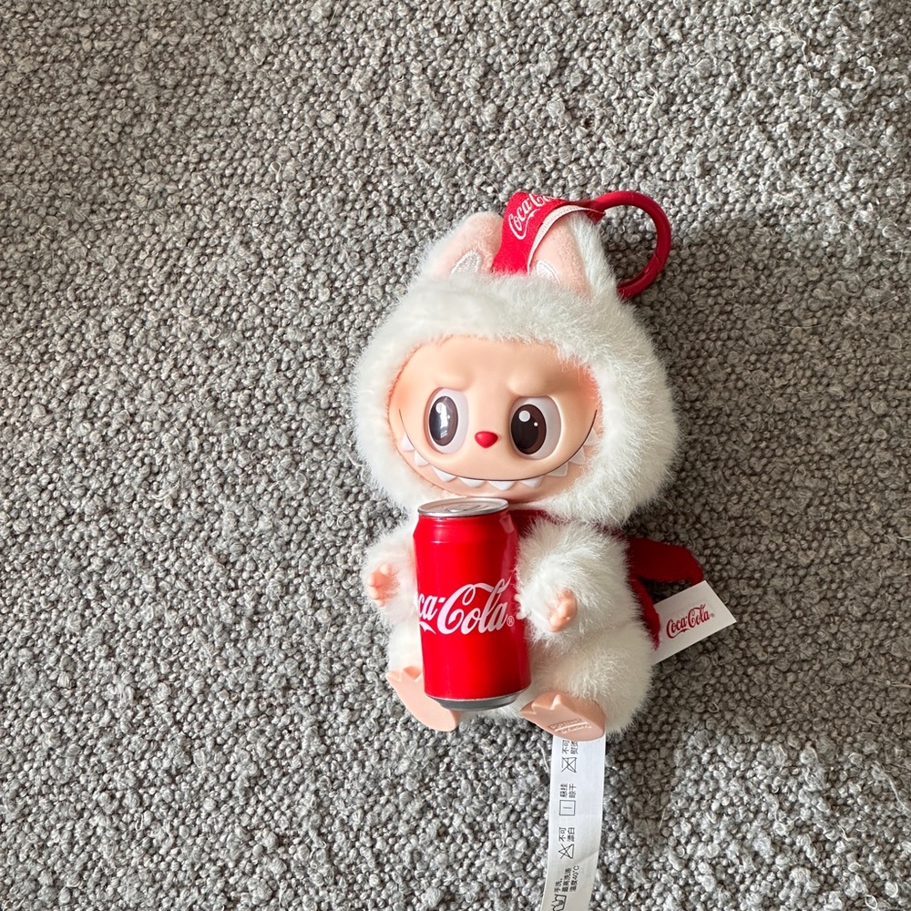 THE MONSTERS COCA-COLA SERIES-Vinyl Face